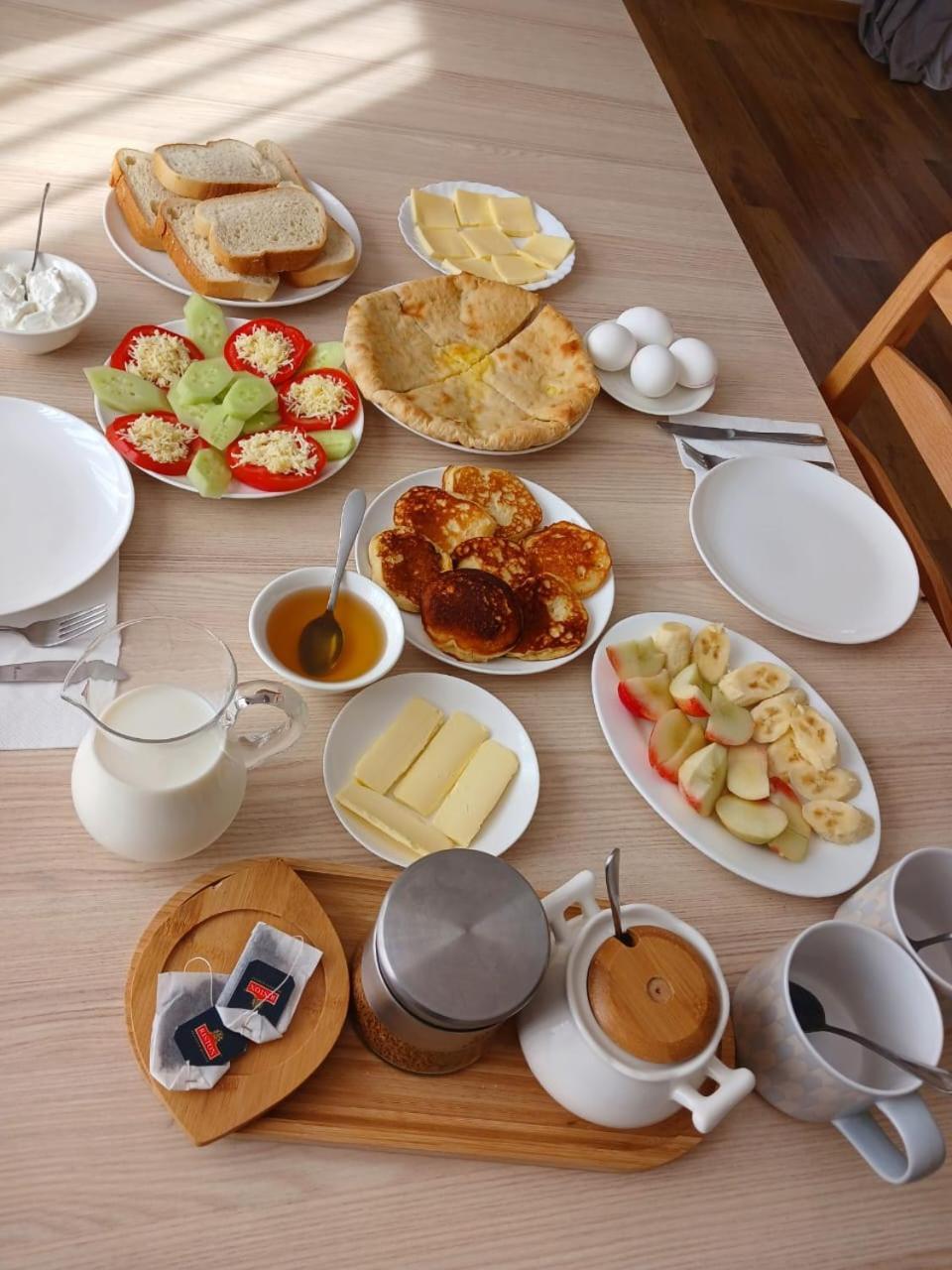 Guest House Lankhvri Becho Ngoại thất bức ảnh